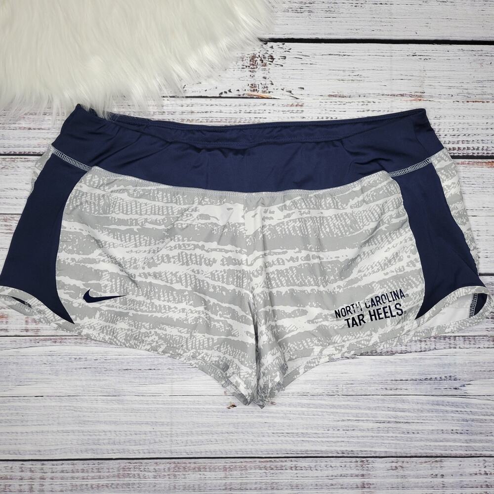 Nike DRI-FIT North Carolina Tarheels Volleyball Shorts Grey and White | XL